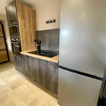 La Petite Maison De Marie Holiday home *